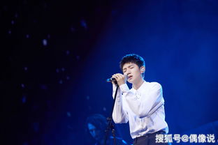 王源演唱会开场惊艳全场，仿佛猴王出世！